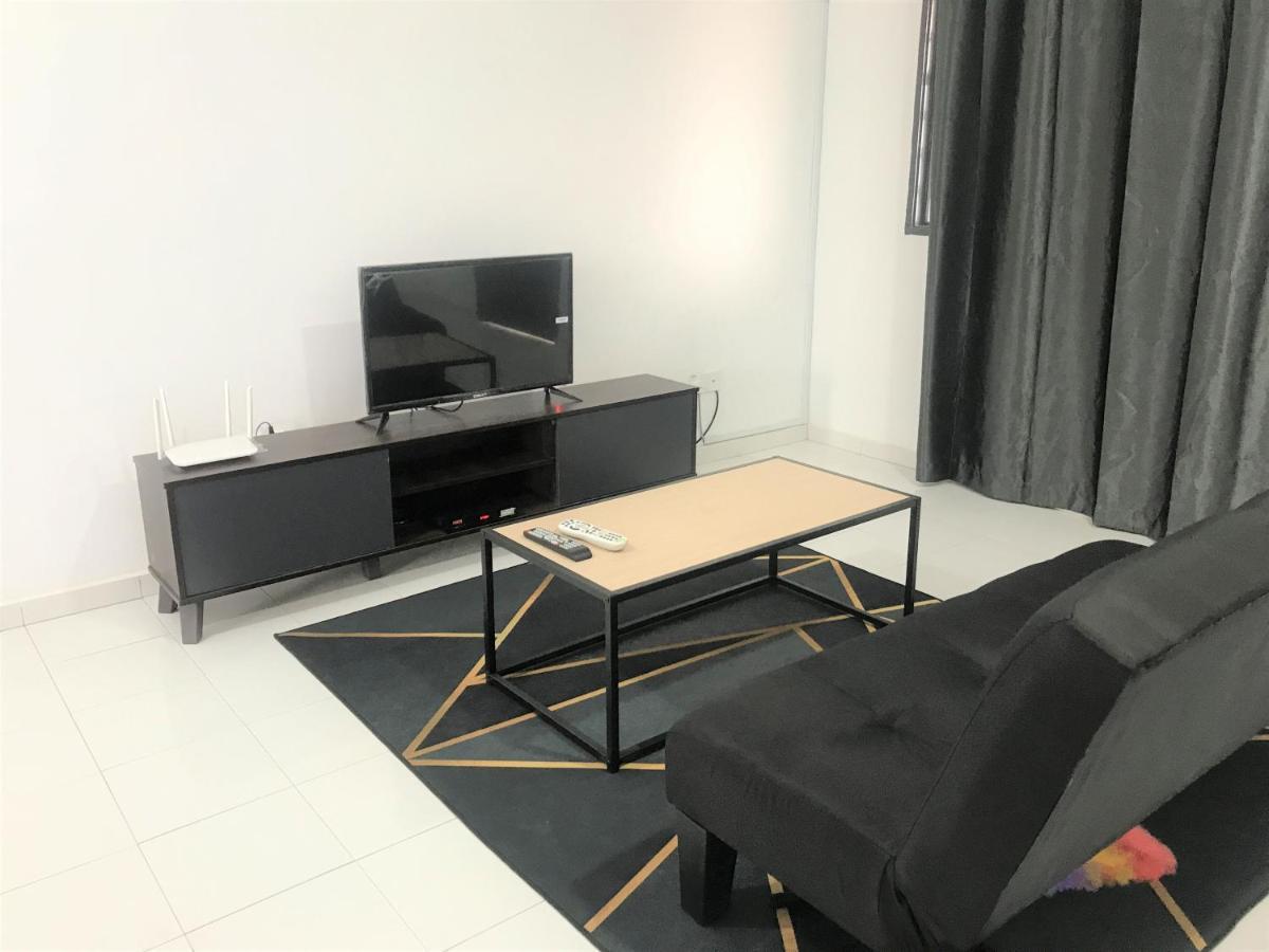 Oyo 90493 Jl Homestay Segamat Extérieur photo