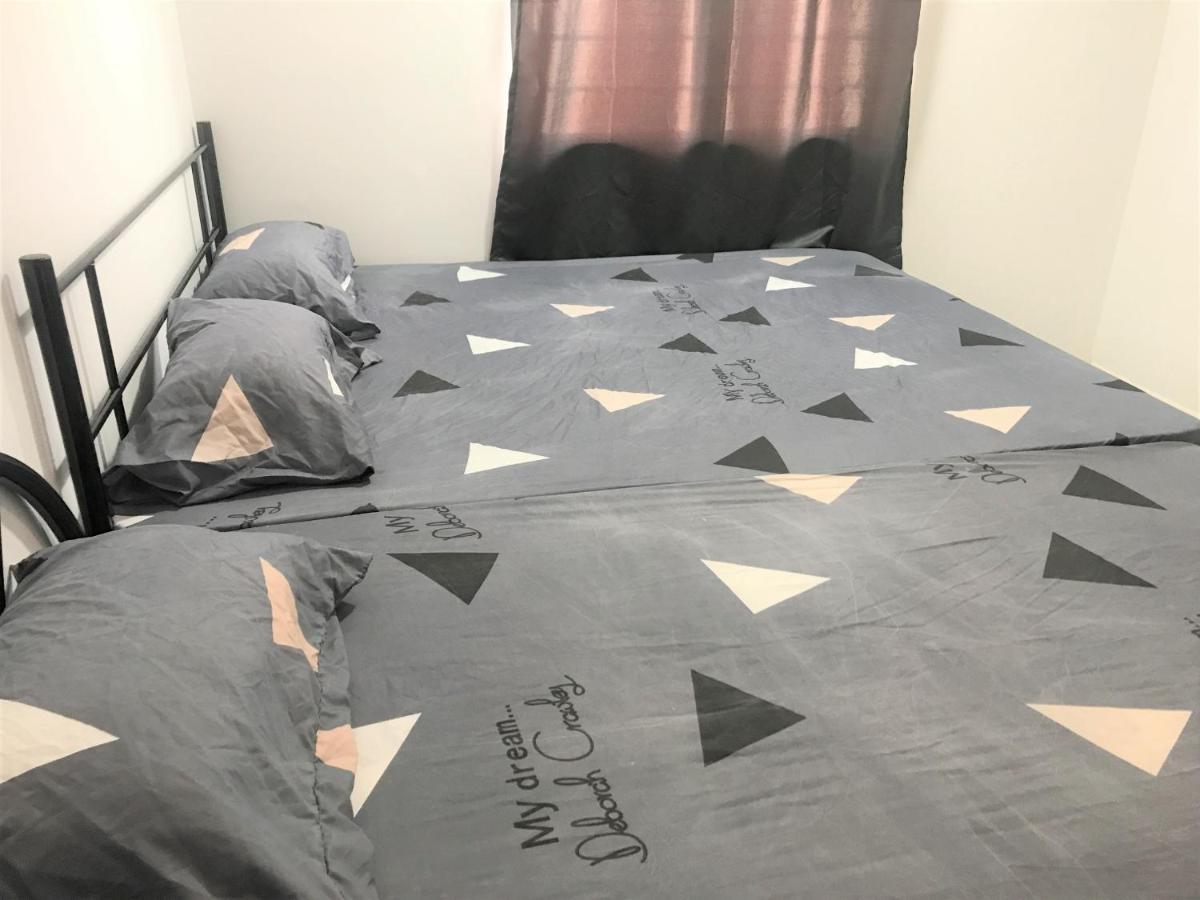 Oyo 90493 Jl Homestay Segamat Extérieur photo